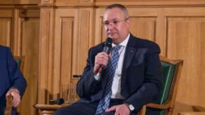 Nicolae Ciucă vrea să-i protejeze pe români de manipulare. Aceasta este adevărata bătălie din 2024