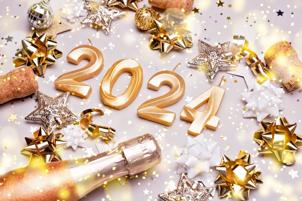 Mesaje de Revelion. Urările pentru anul 2024, cu care îți vei impresiona familia și prietenii