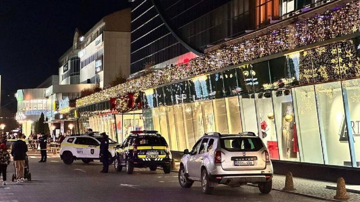 Alertă cu bombă la un mall din Chișinău