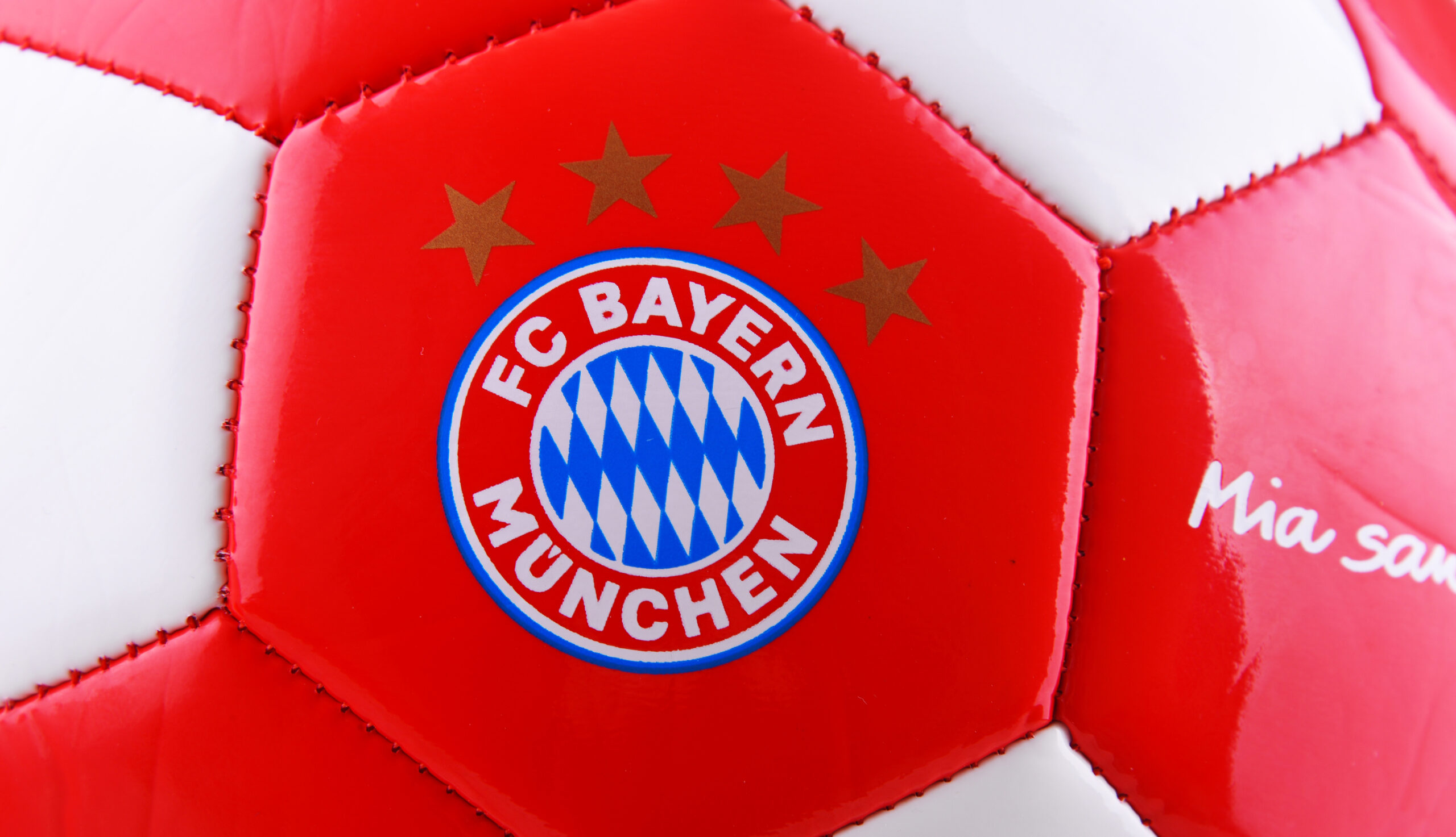 Bayern Munchen se desparte de tehnicianul Tuchel