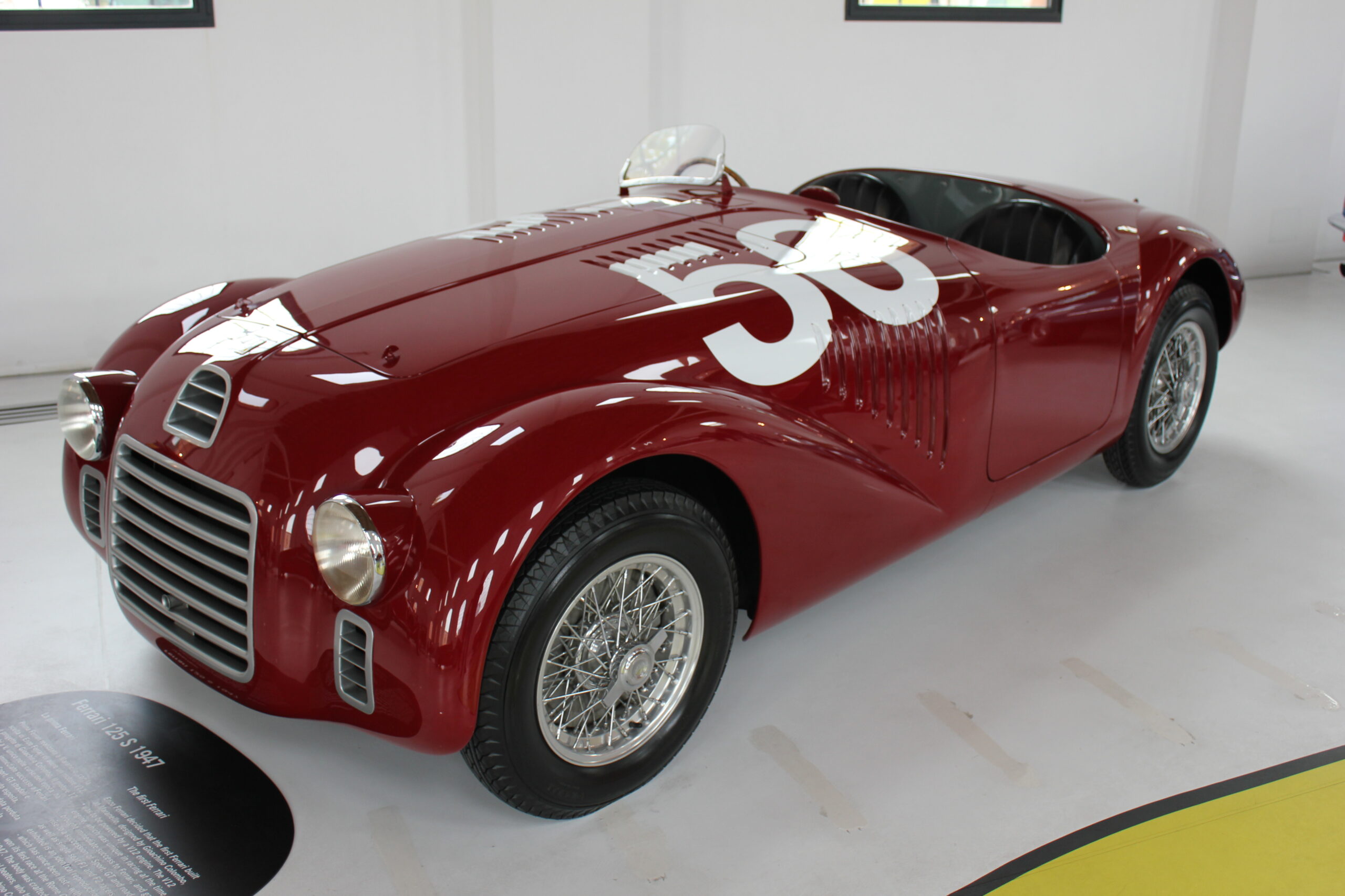 Prima mașină Ferrari