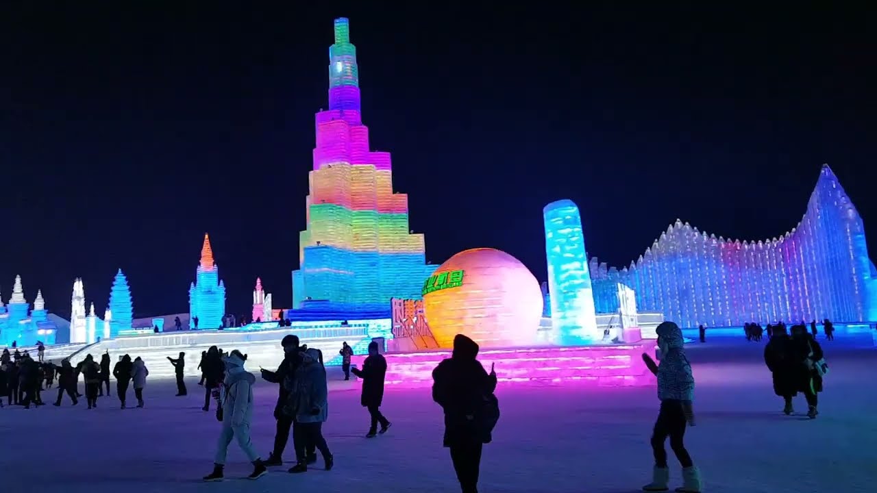 Orașul de gheață, principala atracție din China comunistă