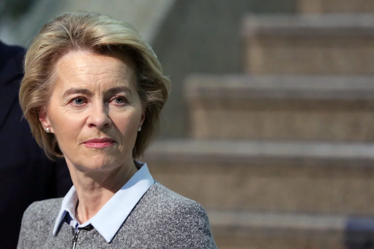 Ursula von der Leyen, probleme și acuzații în Parlamentul European