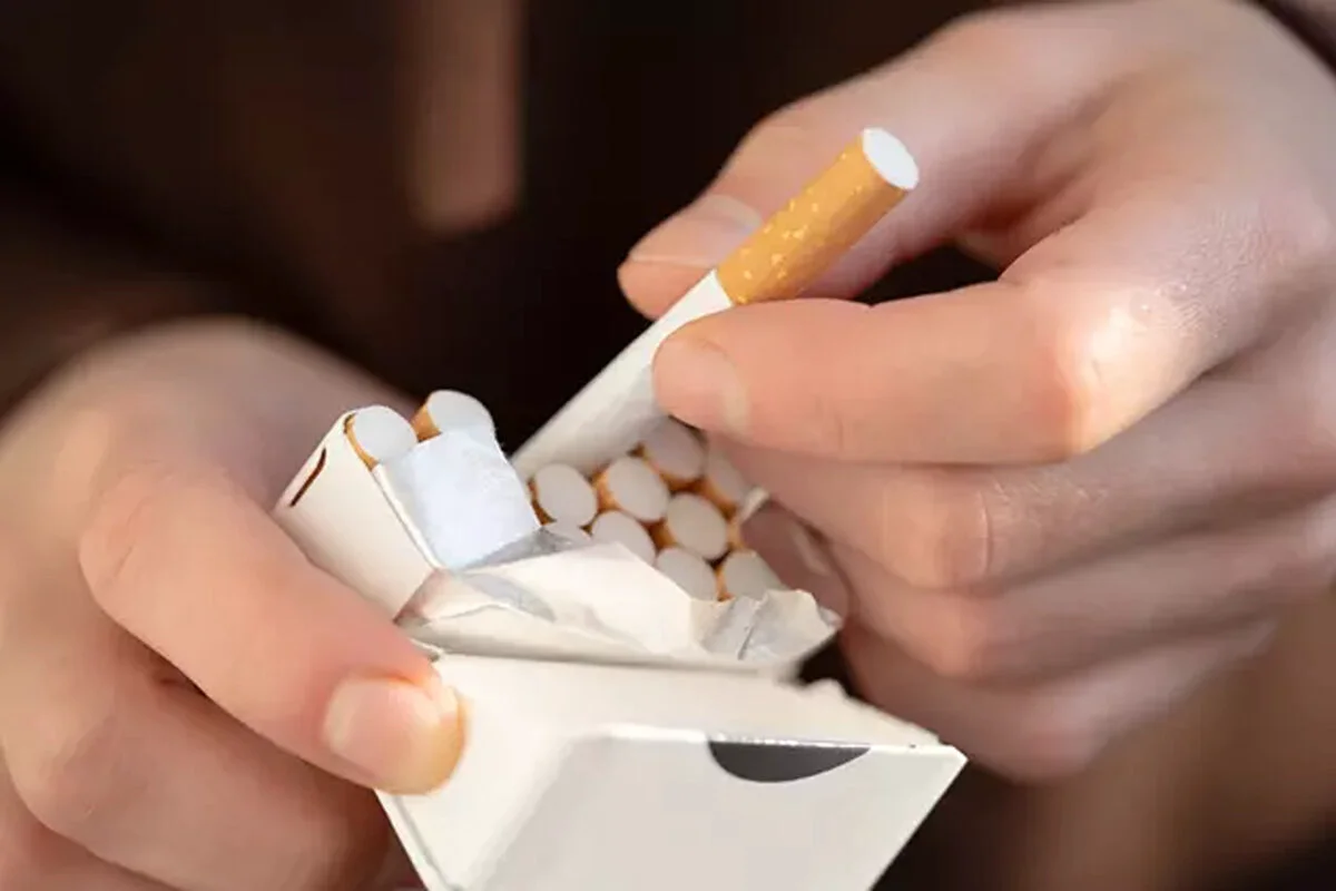 Se scumpesc țigările în Republica Moldova. Amenzi pentru comercianții care nu le scumpesc