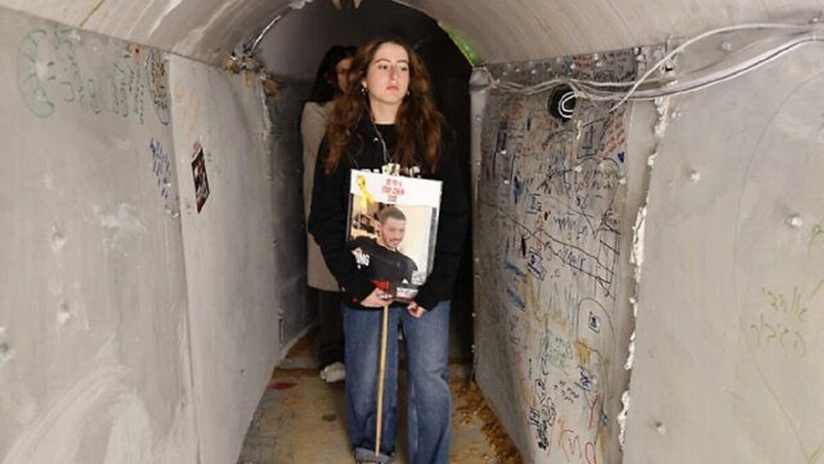 Război în Israel, ziua 100. Tunelul de la Tel Aviv pentru ostaticii din Gaza. Foto