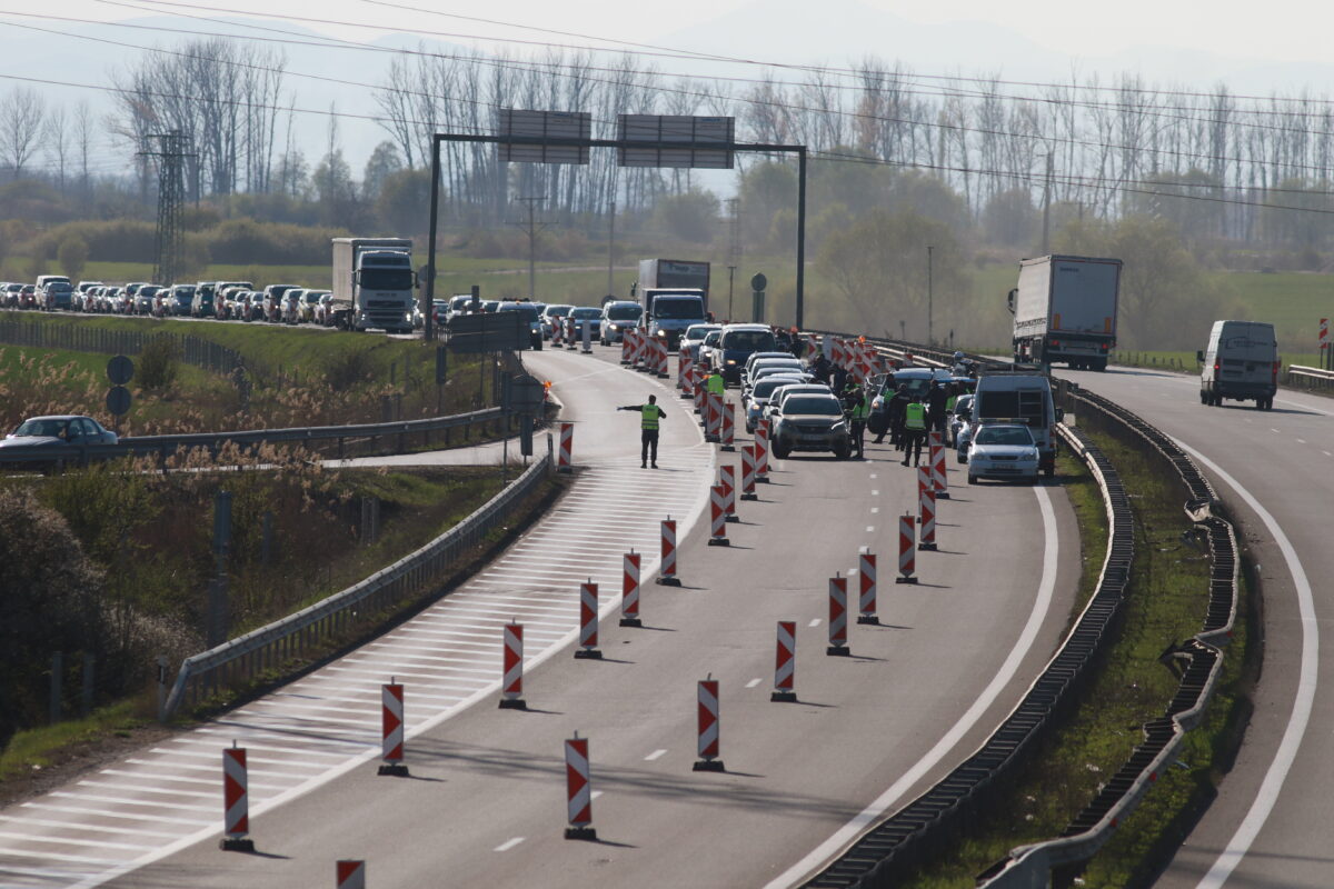 Restricții de circulație din cauza protestelor fermierilor. MAE, avertizare de călătorie