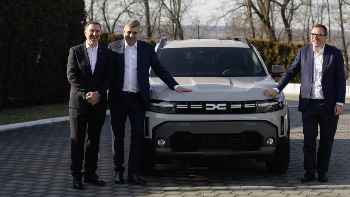 Un singur ministrul din cabinetul Ciolacu deține o mașină Dacia