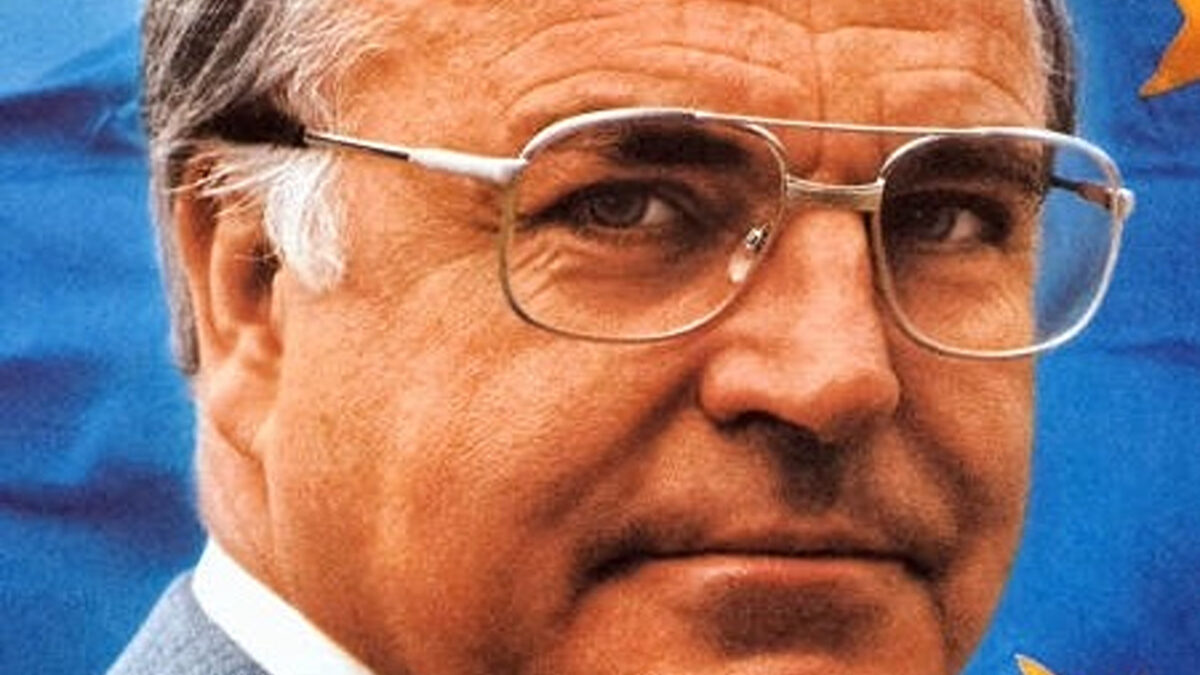Mai multe secțiuni din biografia lui Helmut Kohl sunt interzise de un tribunal german