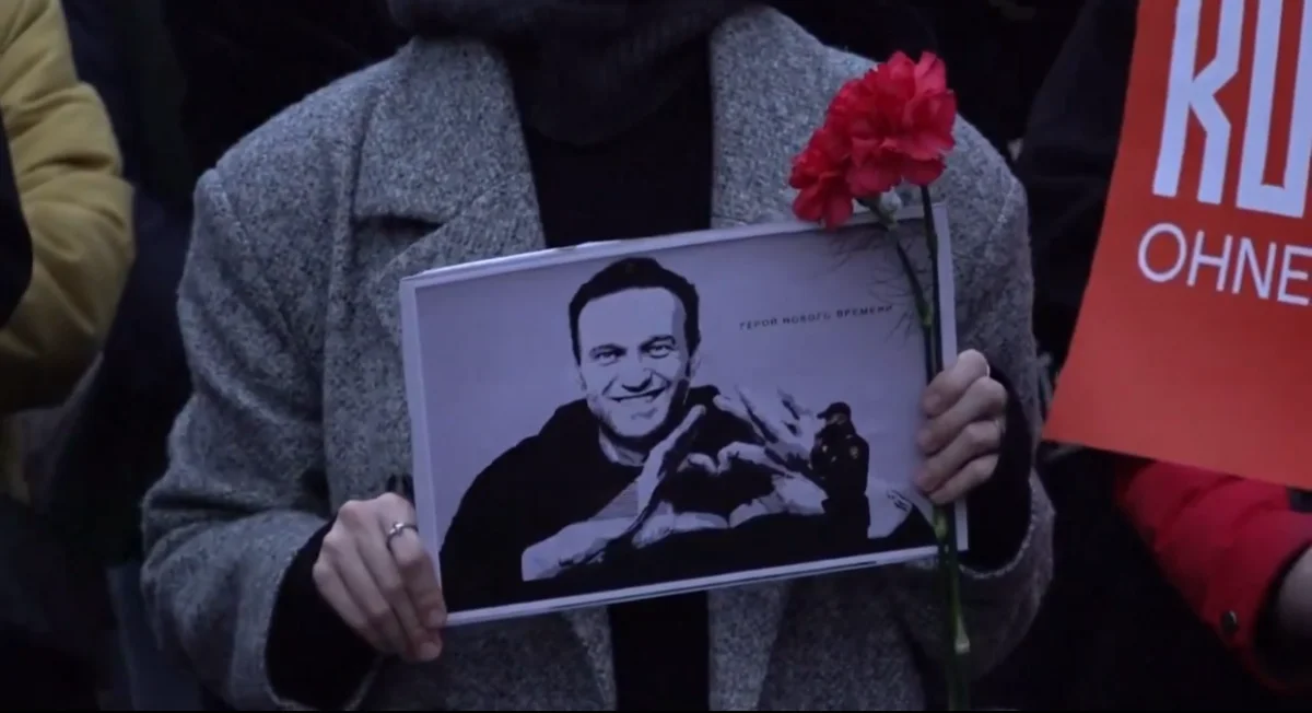 Moartea lui Navalnîi a declanșat proteste în marile capitale. Putin, acuzat de crimă