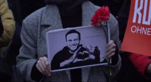Moartea lui Navalnîi a declanșat un val de proteste. Putin, acuzat de crimă