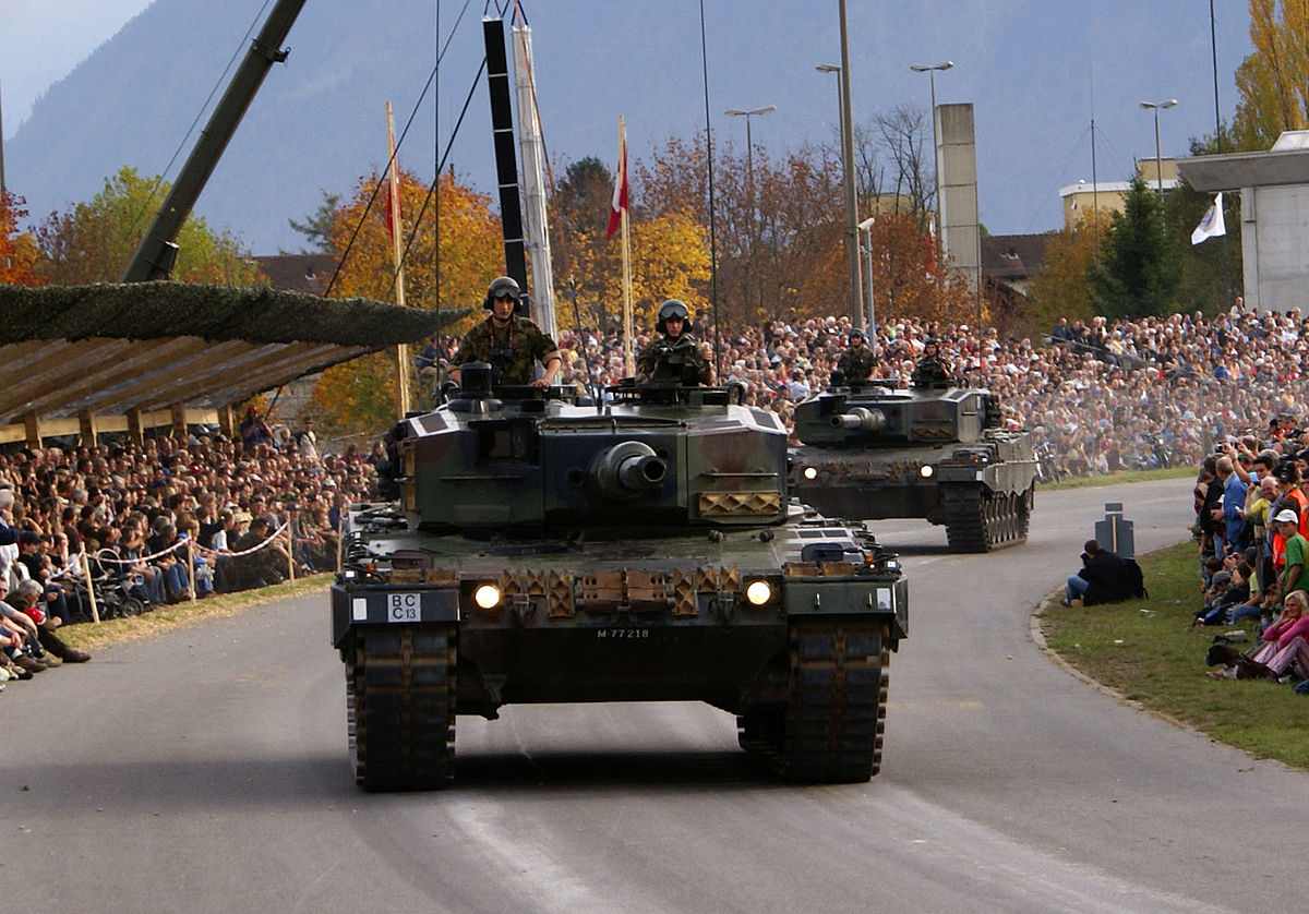 Tanc elvețian Leopard 2 / 2A4 de fabricație germană