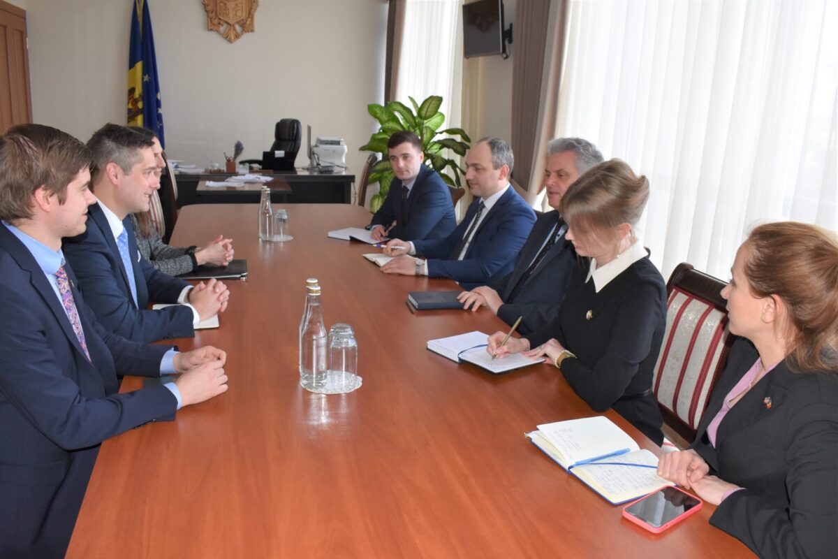 Un diplomat din SUA, întâlnire de urgență cu liderul Transnistriei. Discuții înaintea unei zile cruciale