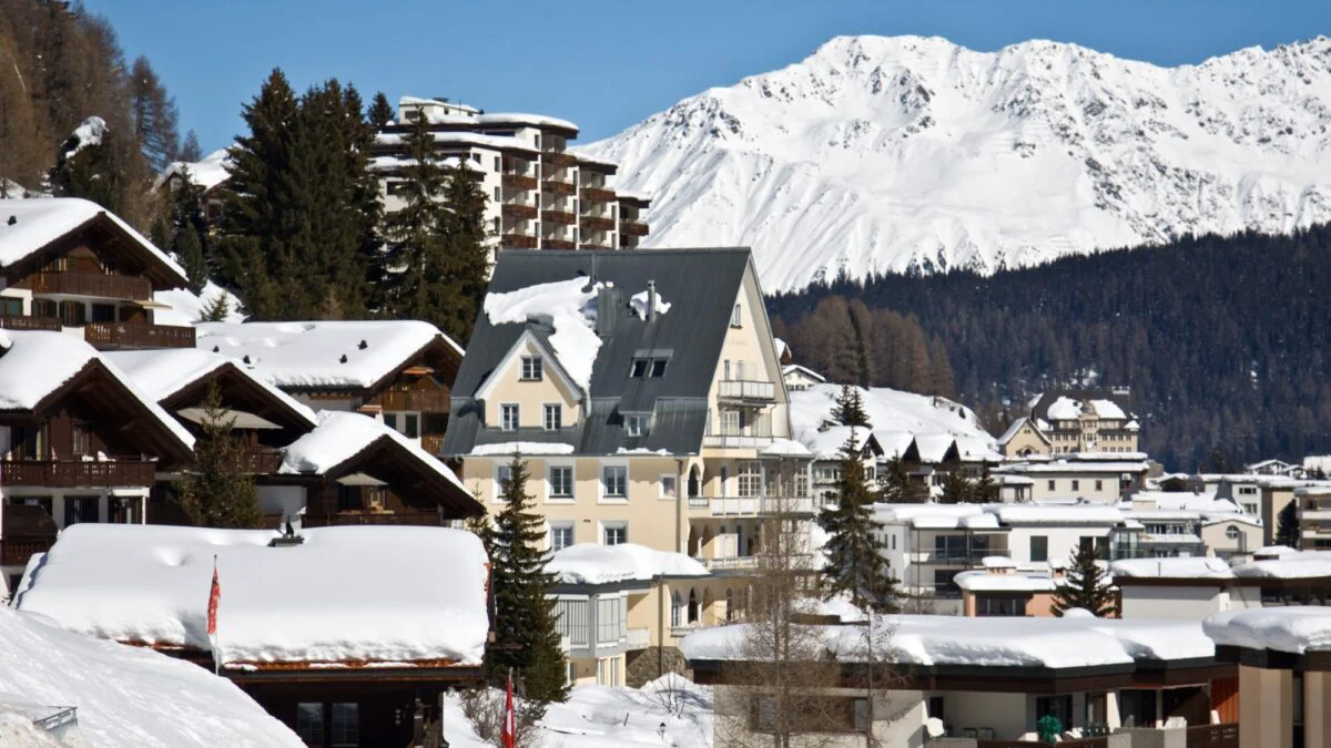 Antisemitism în Elveția. Un hotel refuză să închirieze echipament evreilor