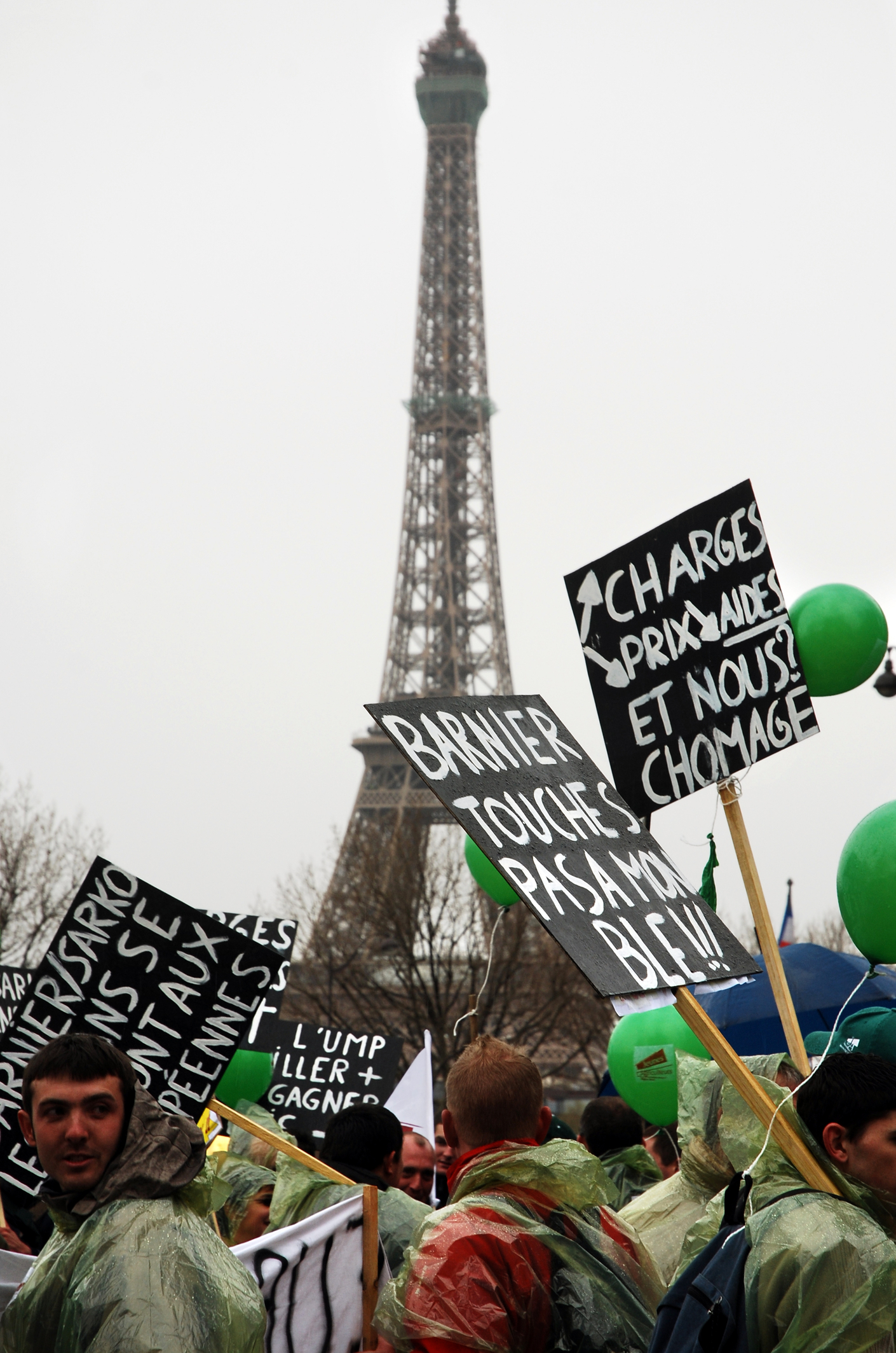 Protest la Paris. Sursa Foto- Dreamstime 