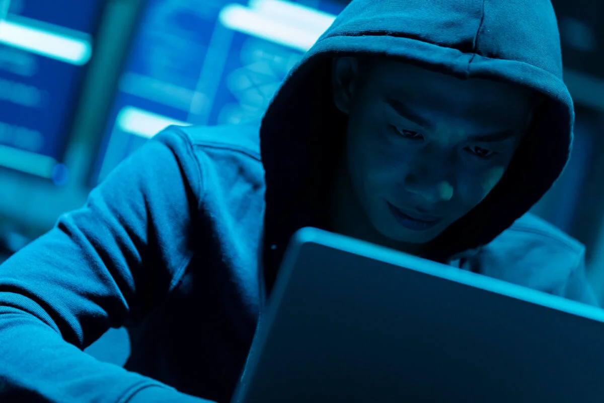 Adidas anunță breșă de securitate. Informațiile de contact ale consumatorilor accesate