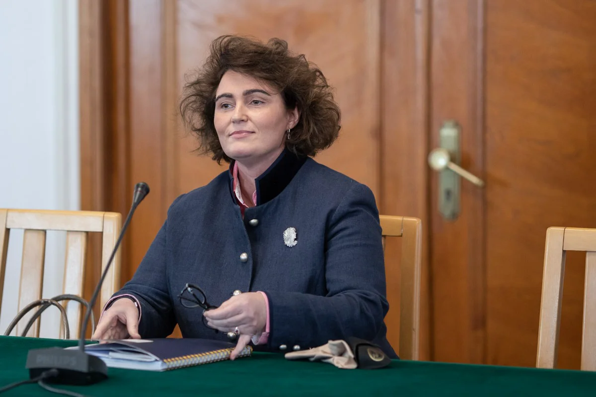 Iuliana Scântei, o constituționalistă bogată. A investit zeci de mii de euro în haine