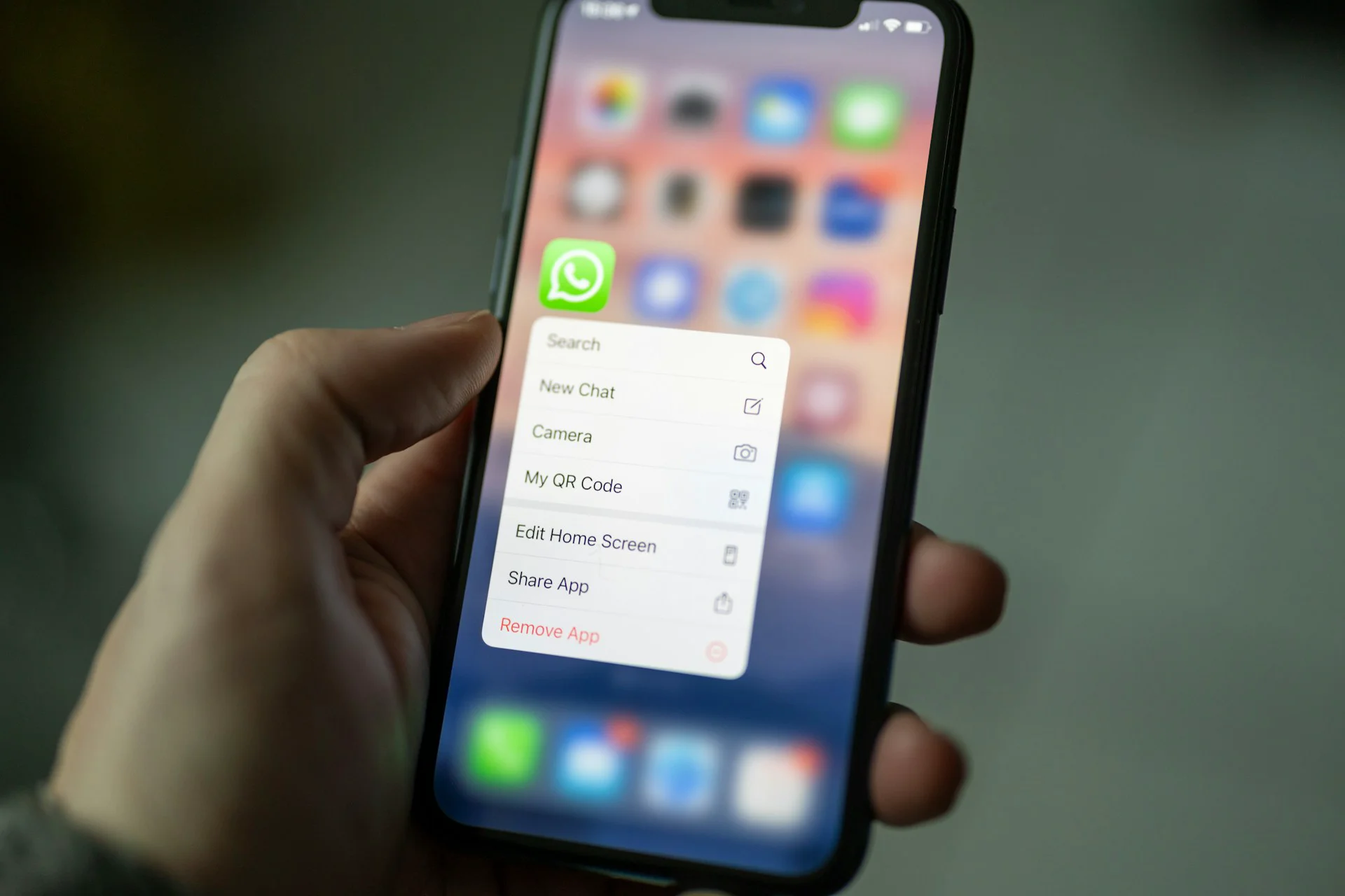 Aplicațiile care vor înlocui Messenger și WhatsApp
