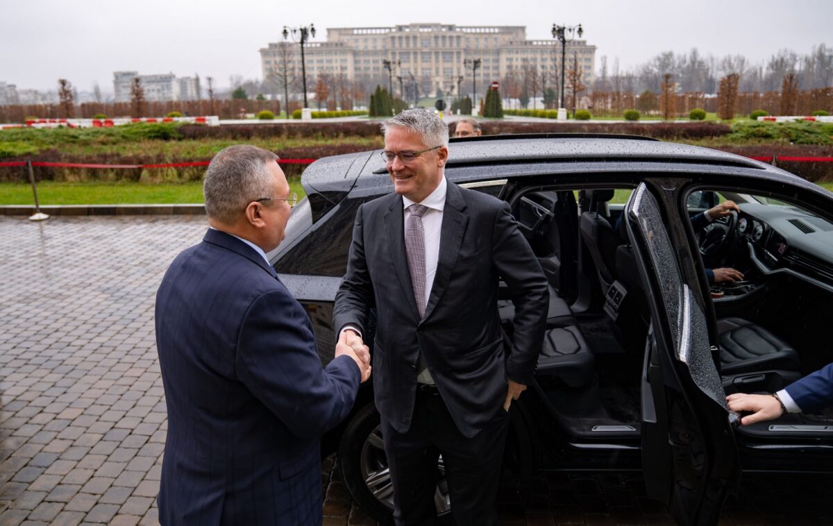 Nicolae Ciucă l-a primit la Palatul Parlamentului pe Mathias Cormann, secretarul general al OCDE