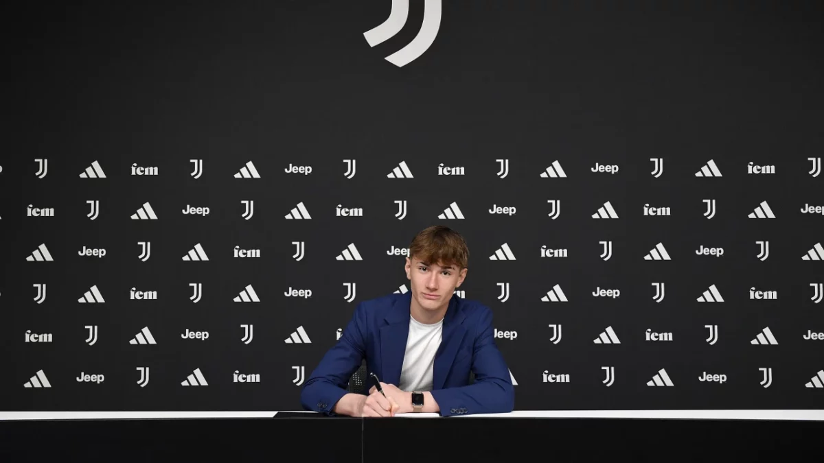 Puștiul care a dat lovitura în Serie A. La doar 16 ani a semnat cu Juventus Torino