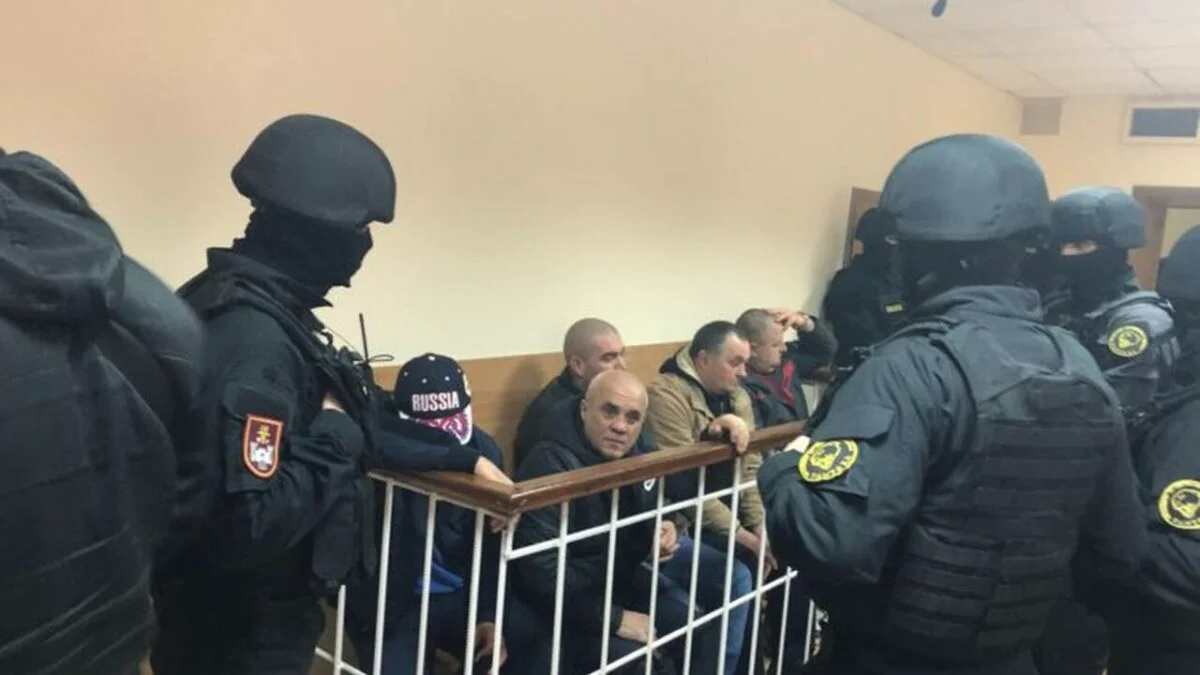Valeri Zabolotnîi şi presupuşii săi complici pe banca acuzaţilor