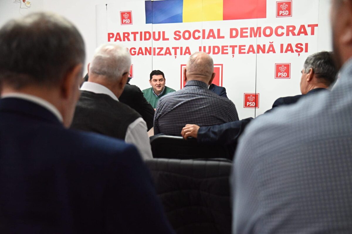 Trei membrii PNL din județul Iași vor candida pe listele PSD la alegerile locale