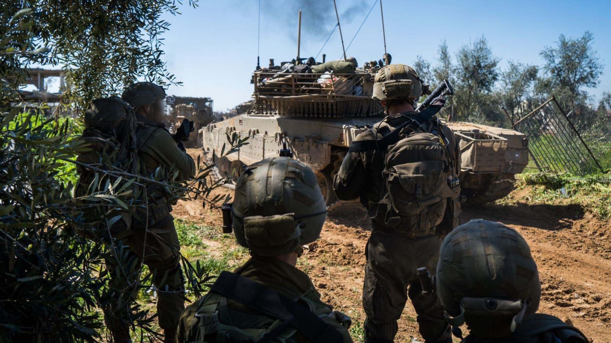 Război în Israel, ziua 224. Bătălii aprige în nordul Gazei, în timp ce ajutoarele încep să sosească