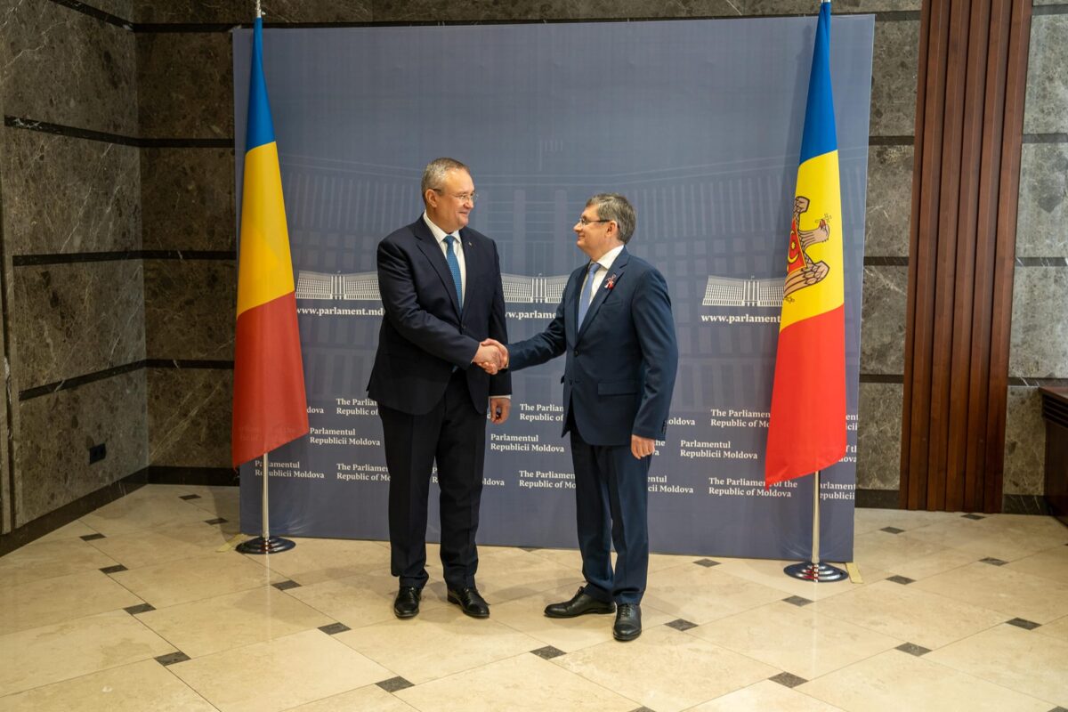 Nicolae Ciucă: Bucureştiul va sprijini în continuare Chişinăul, la fel ca până acum