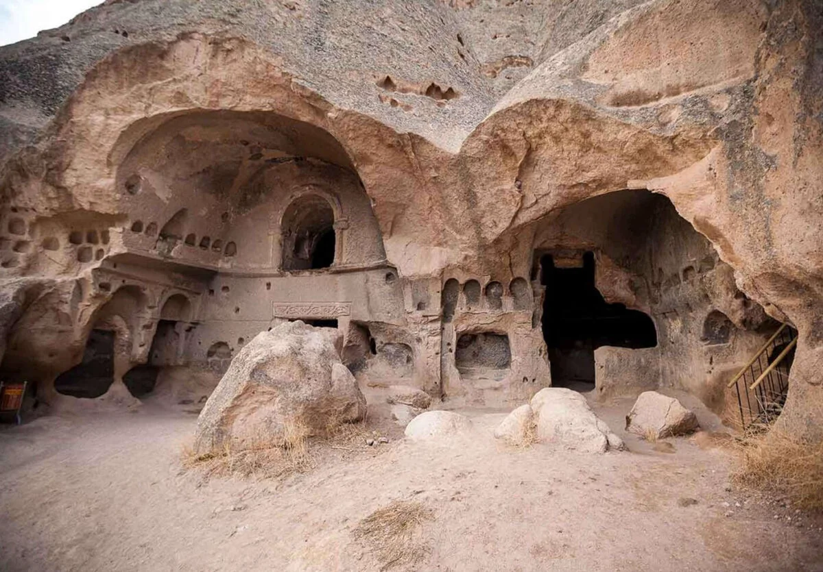 Derinkuyu, metropola subterană din Turcia antică. Orașul putea adăposti 20.000 de oameni