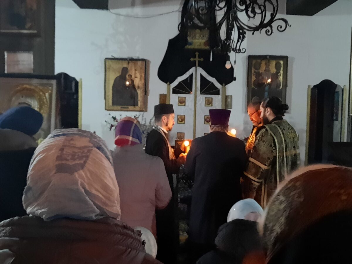 Preoți ai Mitropoliei Basarabiei au comemorat înaintaşii votanţi ai Unirii Basarabiei cu România