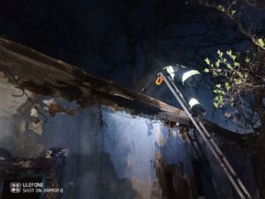 Buteliile de gaz, pericolul din casa moldovenilor. Trei explozii într-o zi 