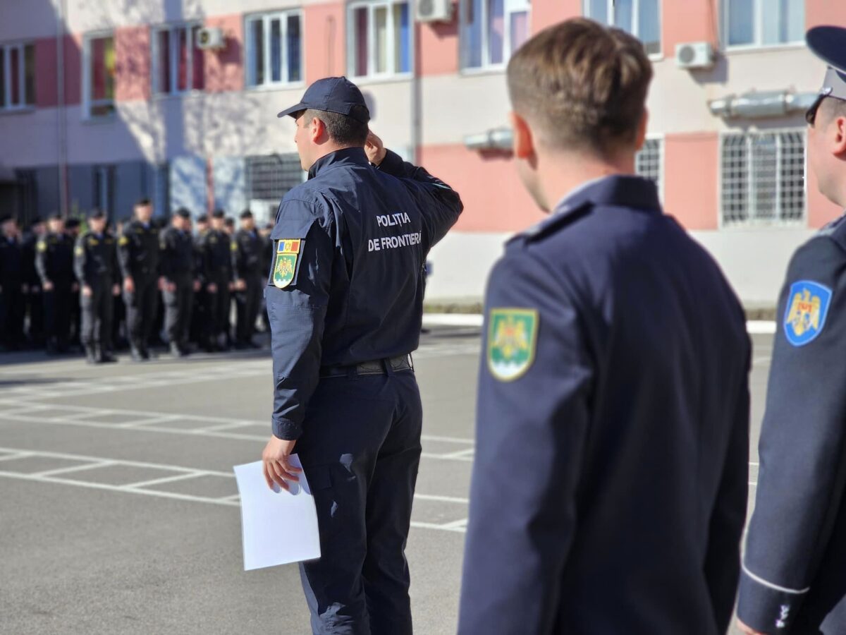 Patru polițiști de frontieră de peste Prut au fost concediați din motive disciplinare