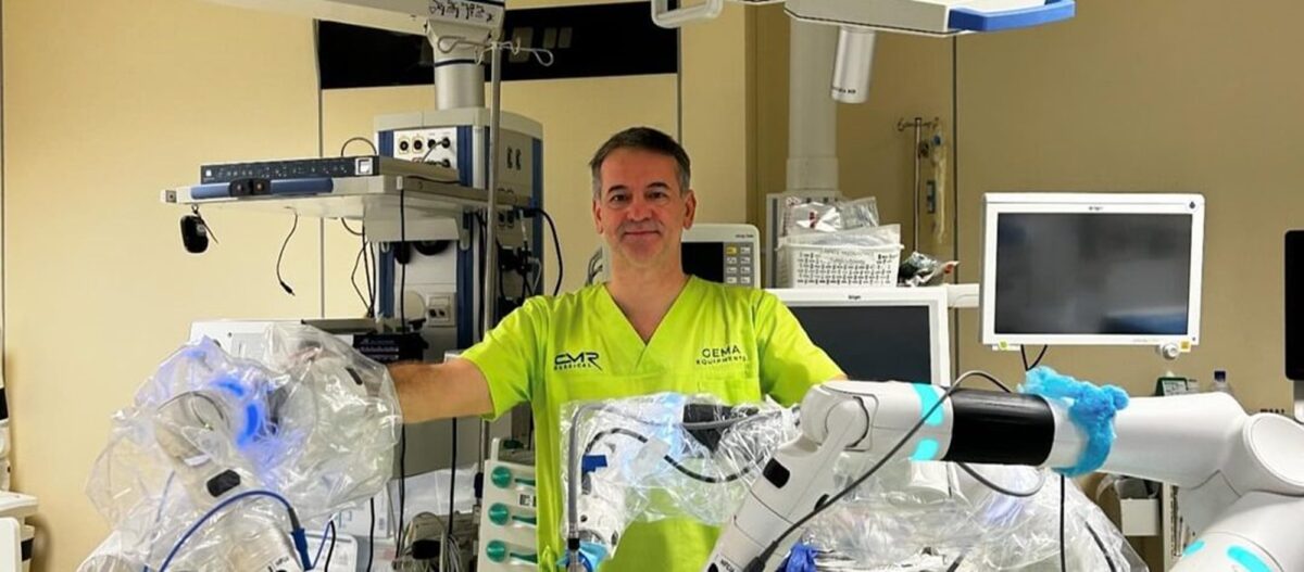 Operație cu un robot chirurgical unic în România. A costat peste 2 milioane euro