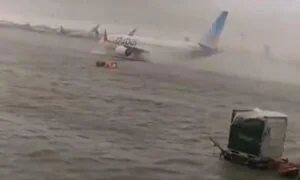 Aeroportul din Dubai, închis după o furtună care a făcut ravagii