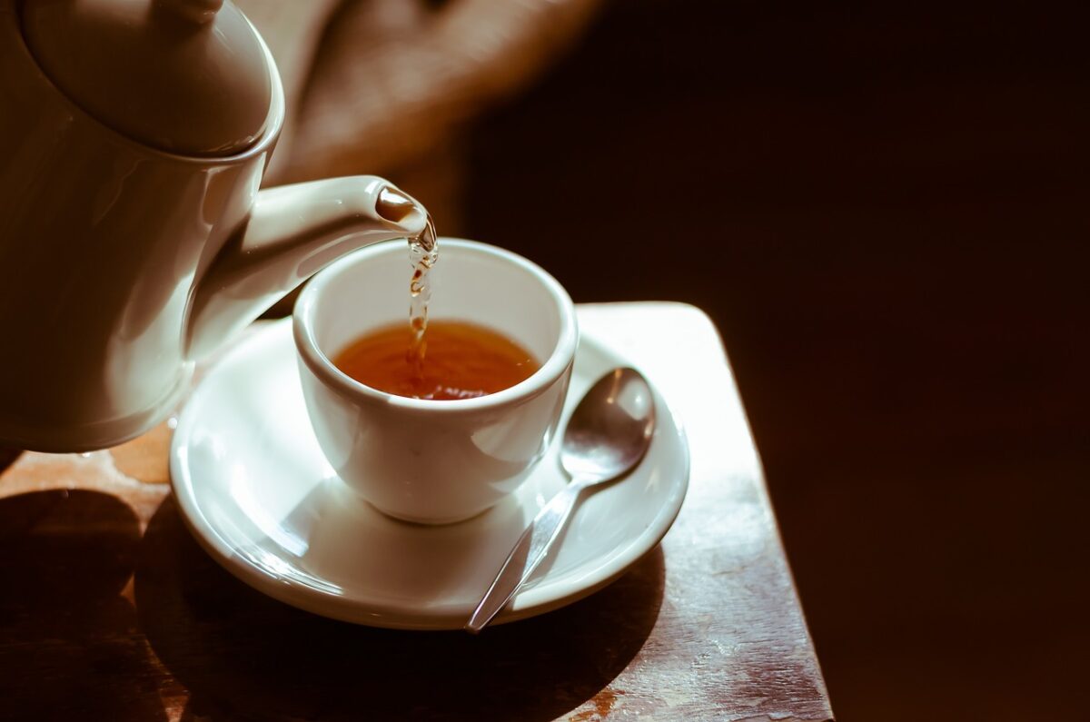 Ce se întâmplă cu corpul tău dacă bei ceai în fiecare zi. Beneficii și contraindicații