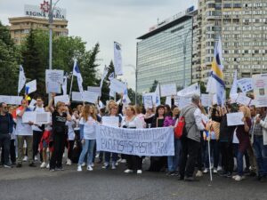 Protest la Guvern. Bugetarii presează pentru noi creșteri de salarii