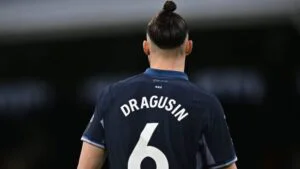 Radu Drăgușin a reapărut pe teren în tricoul lui Tottenham. Manchester City a spulberat-o pe Fulham