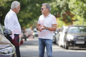 Adriean Videanu, întâlnire de taină în Nordul Capitalei. Ce cadou i-a făcut unui prieten fostul edil