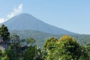 O nouă erupție vulcanică a avut loc în  Bali. Toate zborurile au fost anulate