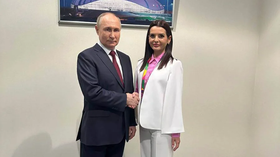 Evghenia Guțul și Vladimir Putin