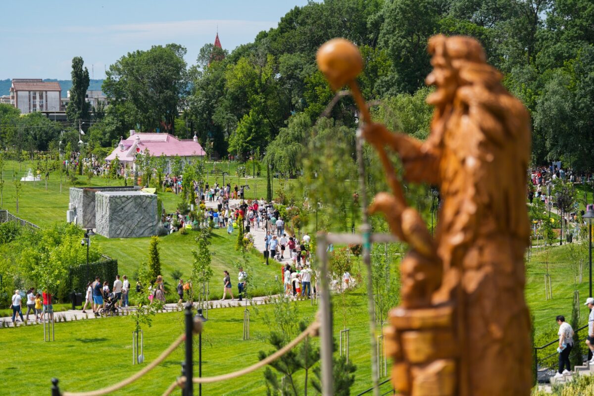 Promisiune onorată a primarului Lia Olguța Vasilescu: un nou parc inaugurat în fiecare an Fantasy Park, capitol de poveste deschis de 1 Iunie în Craiova