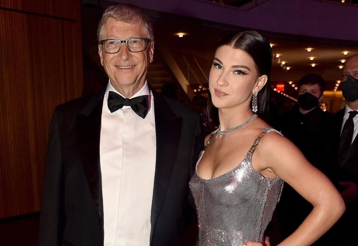 Fiica lui Bill Gates se iubește cu nepotul unui actor celebru. Acesta are o avere considerabilă