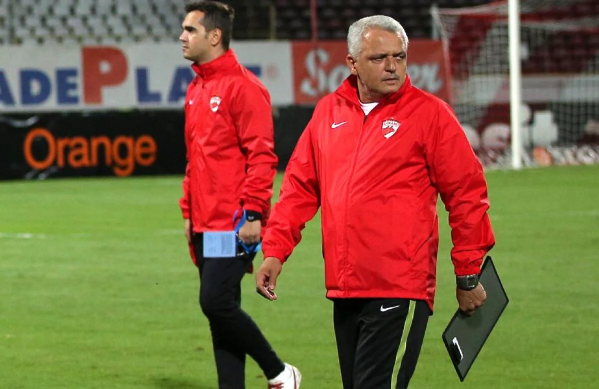 Iulian Mihăescu, dat afară de Dinamo după 39 de ani. Fostul secund, acuzații grave