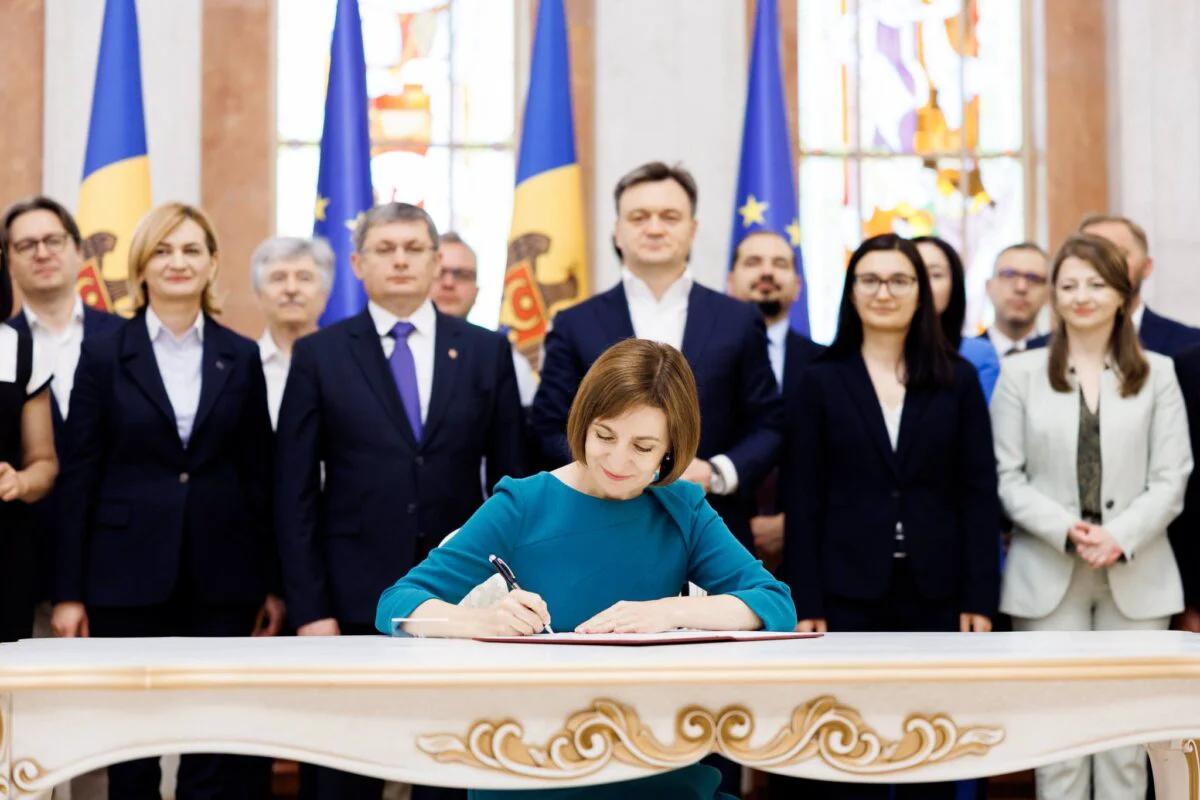 Maia Sandu a semnat decretul. Republica Moldova începe negocierile de aderare la UE