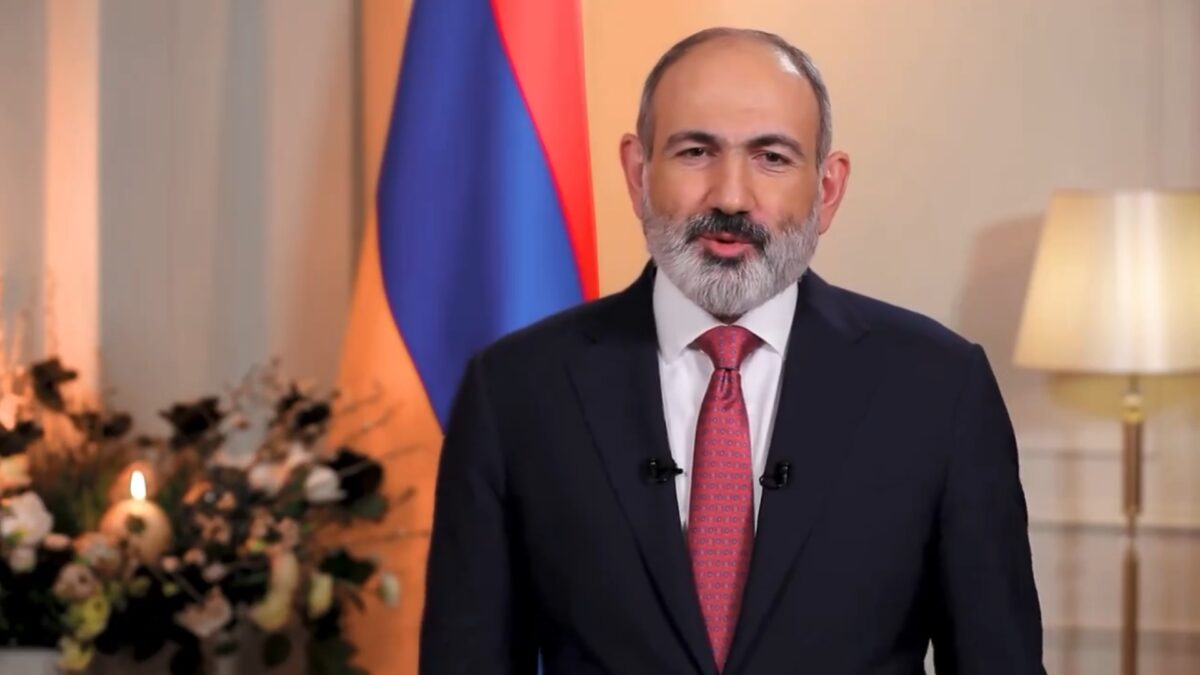 Armenia: Zeci de răniți în represiunea demonstrațiilor