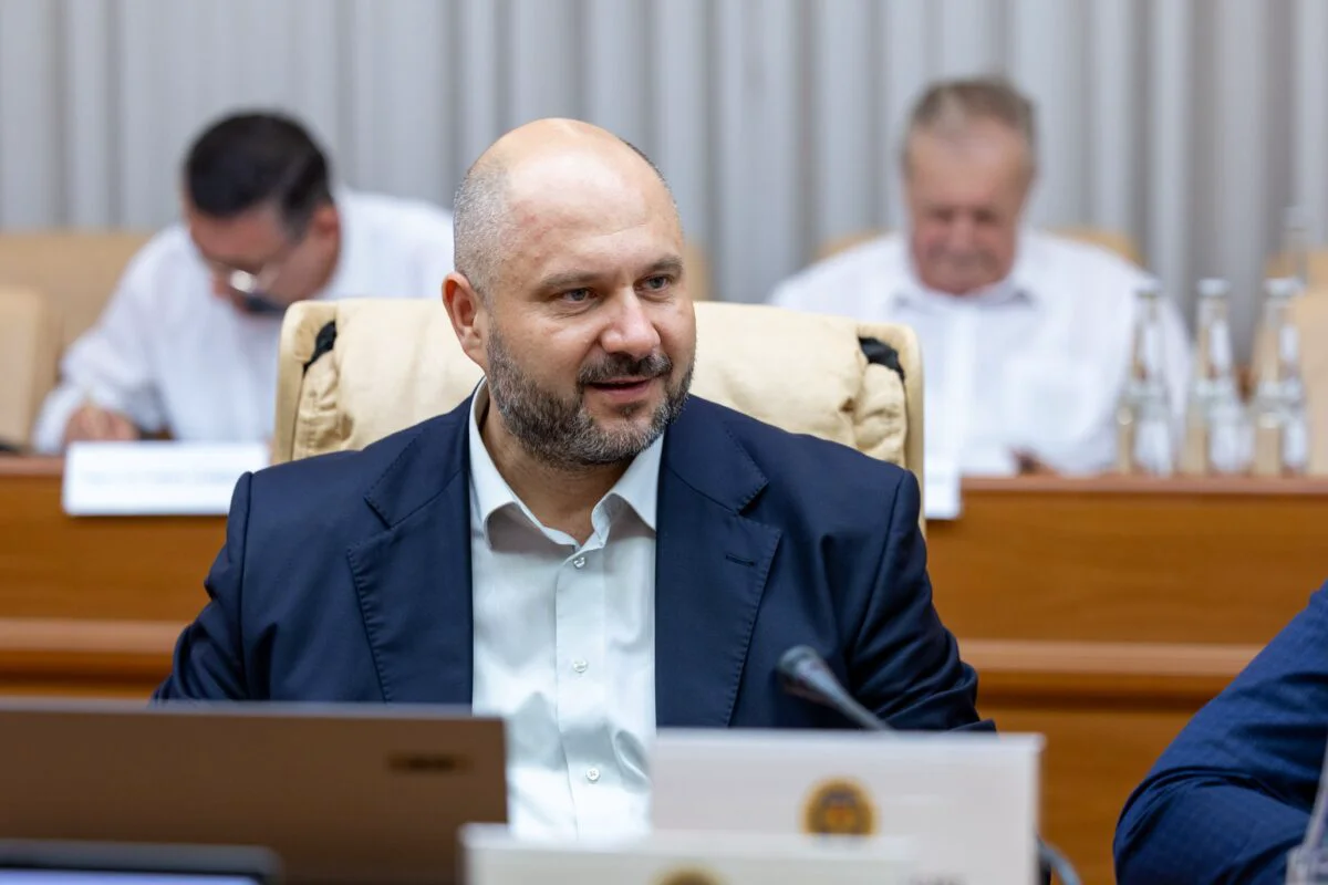 Victor Parlicov la ședința de Guvern