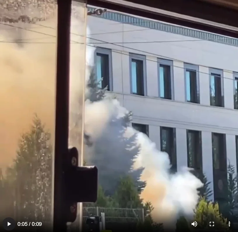 Fum dens la Ambasada Rusiei la Chișinău