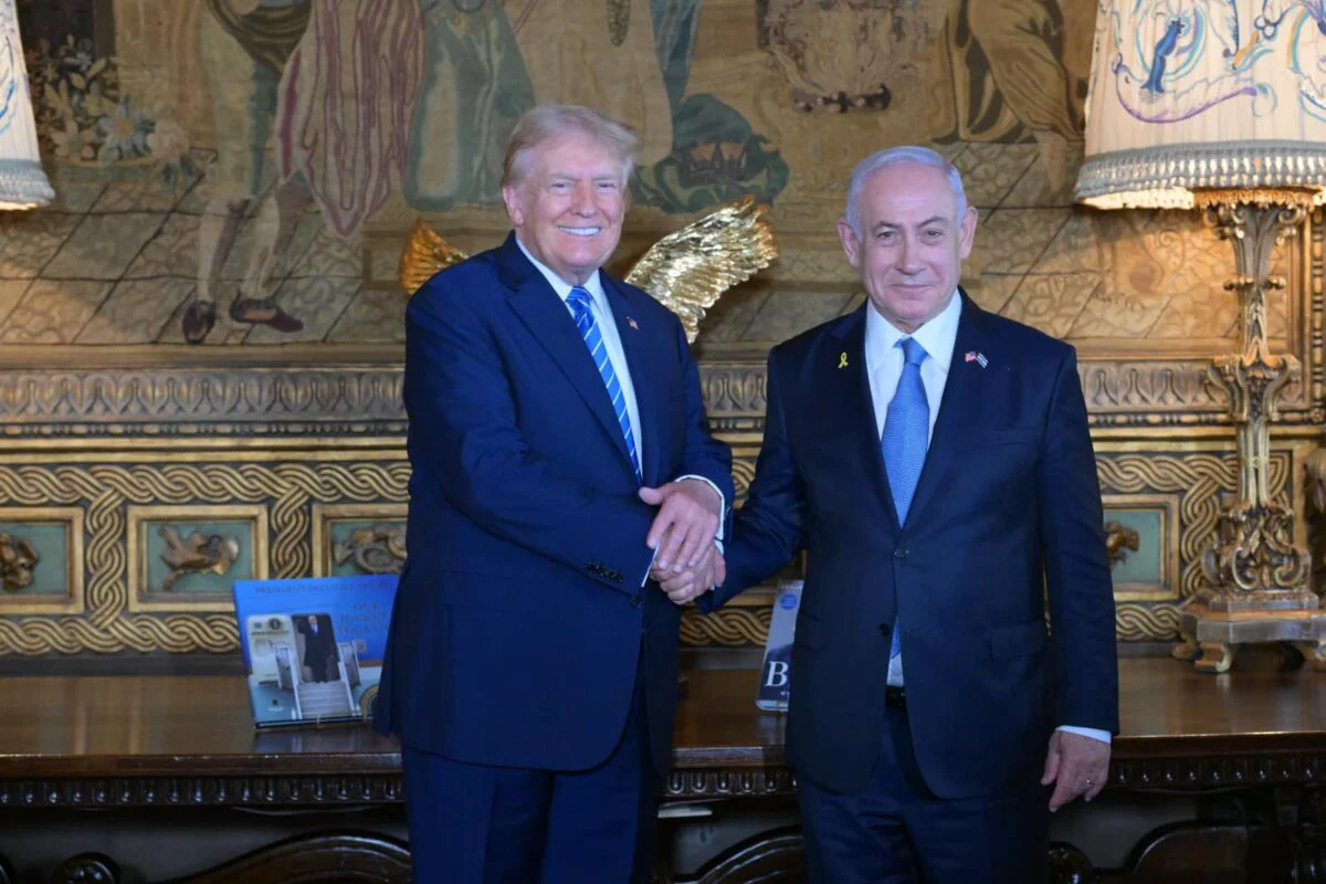 Netanyahu, întâlnire cu Trump. Kamala Harris, criticată