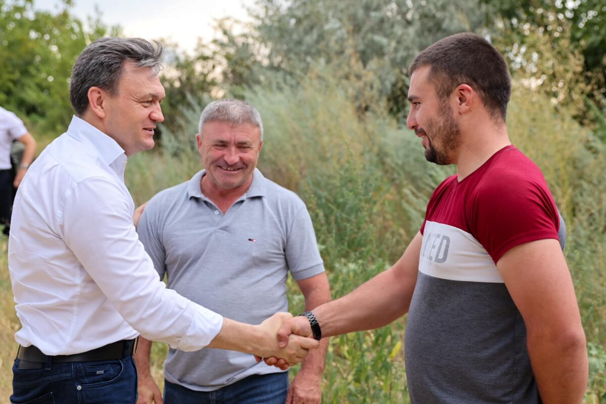 Dorin Recean, discuții cu agricultorii grav afectați de secetă. Cum va ajuta Guvernul de la Chișinău