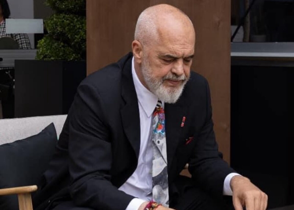 Socialistul Edi Rama, al patrulea mandat în Albania, cu scandal de fraudă electorală