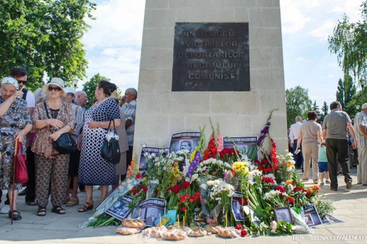 Doliu în Republica Moldova, în memoria victimelor comunismului și deportărilor lui Stalin